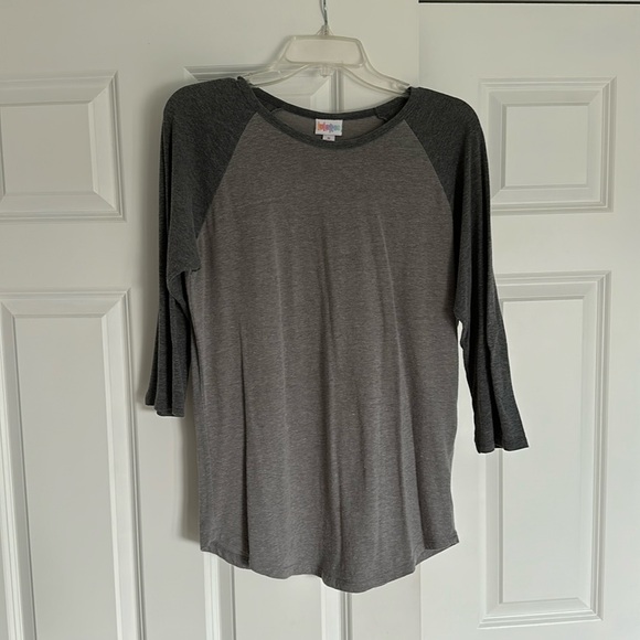 LuLaRoe Randy - Picture 1 of 3